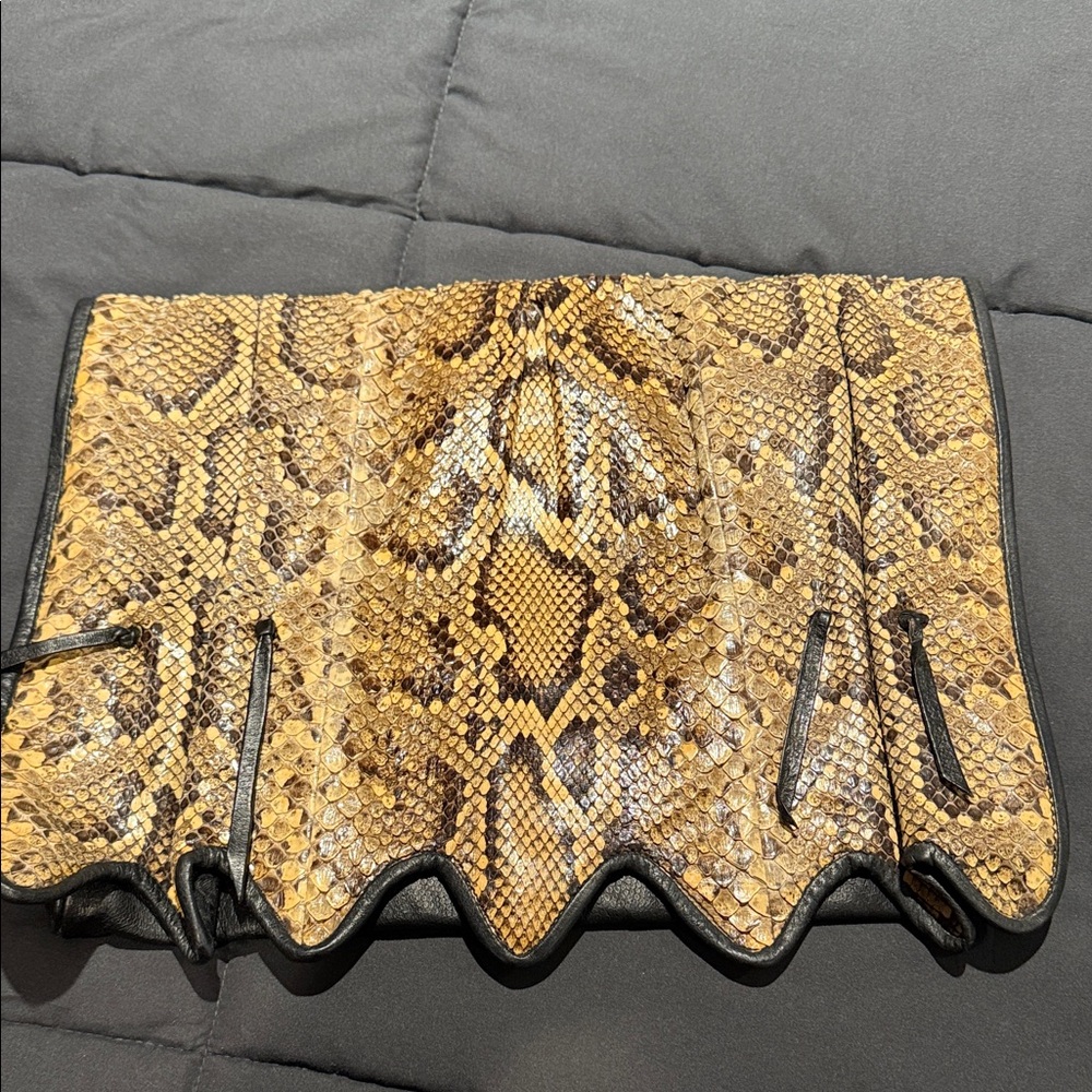 Chic Python Pattern Clutch - image 1